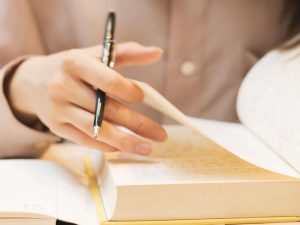 重要なポイントを抜き出す人